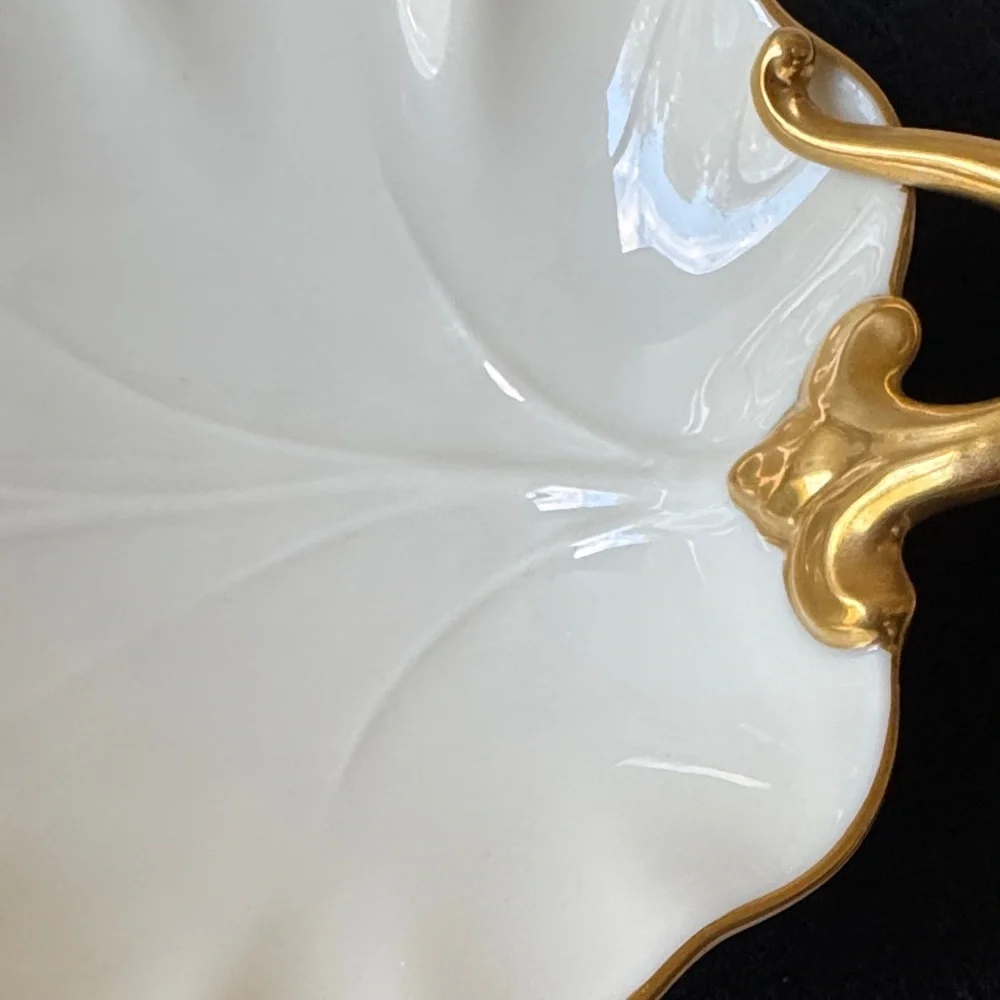 Vintage LENOX Elegant Gold and Cream Leaf-Shaped Dish Hand Decorated w/24K Gold - Picture 9 of 11